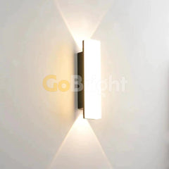 Aplica LED Exterior Cube Lumina Calda 3000K 10W Negru