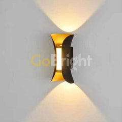 Aplica LED Exterior Cube Lumina Calda 3000K 10W Negru + Auriu