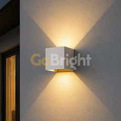 Aplica LED Exterior Cube Lumina Calda 3000K 2x3W Alb
