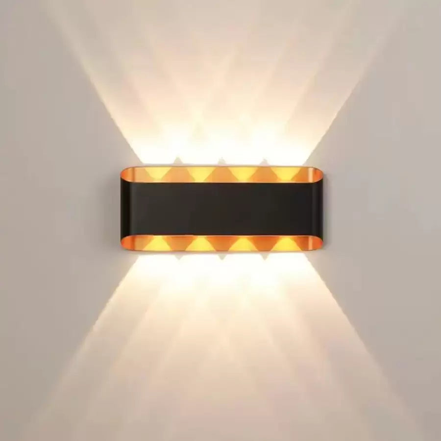 Aplica LED Exterior Cube Lumina Calda 3000K 8W Negru + Auriu