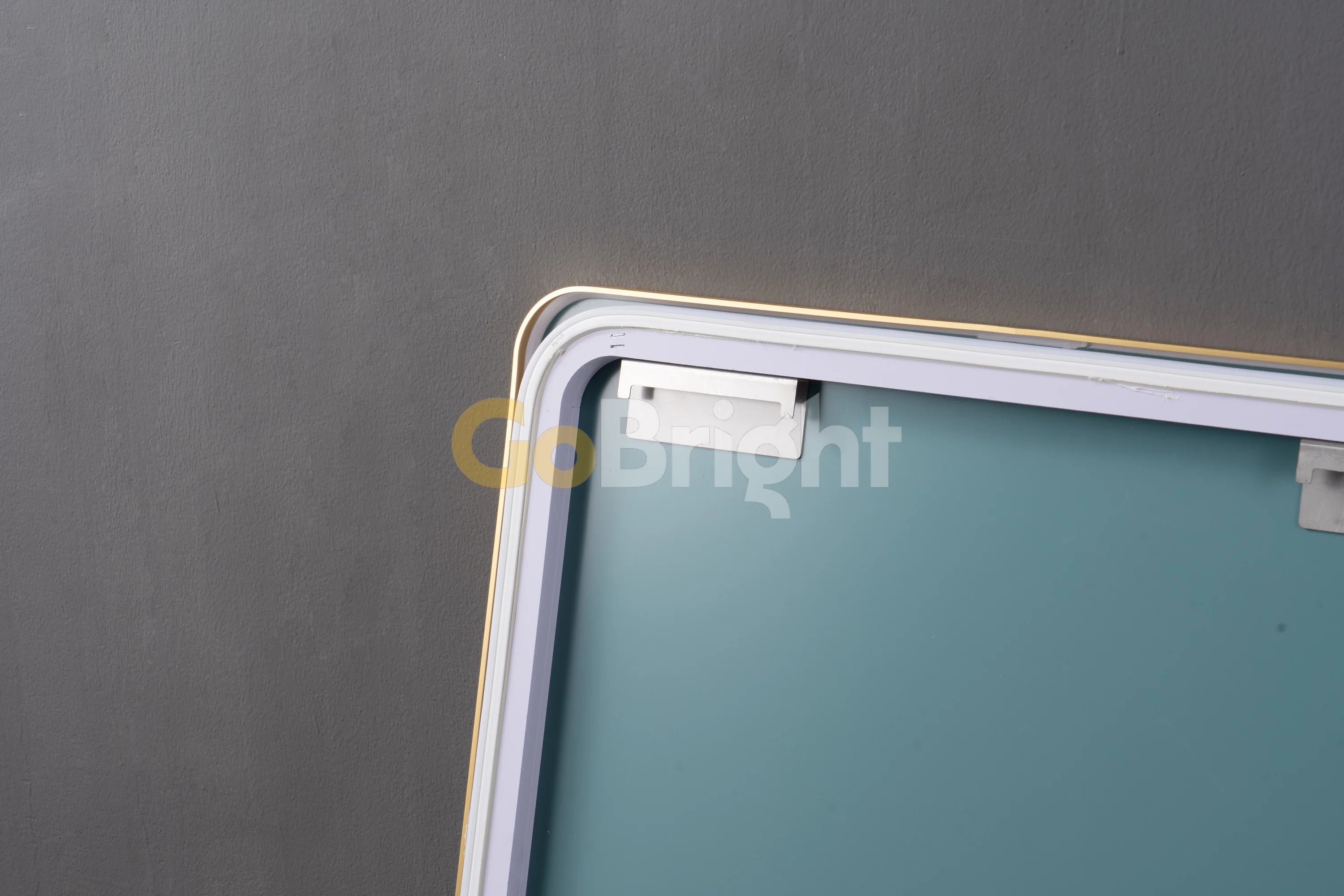 Oglinda LED Premium 80x80cm Rama Aurie Touch 3 Culori Luminoase