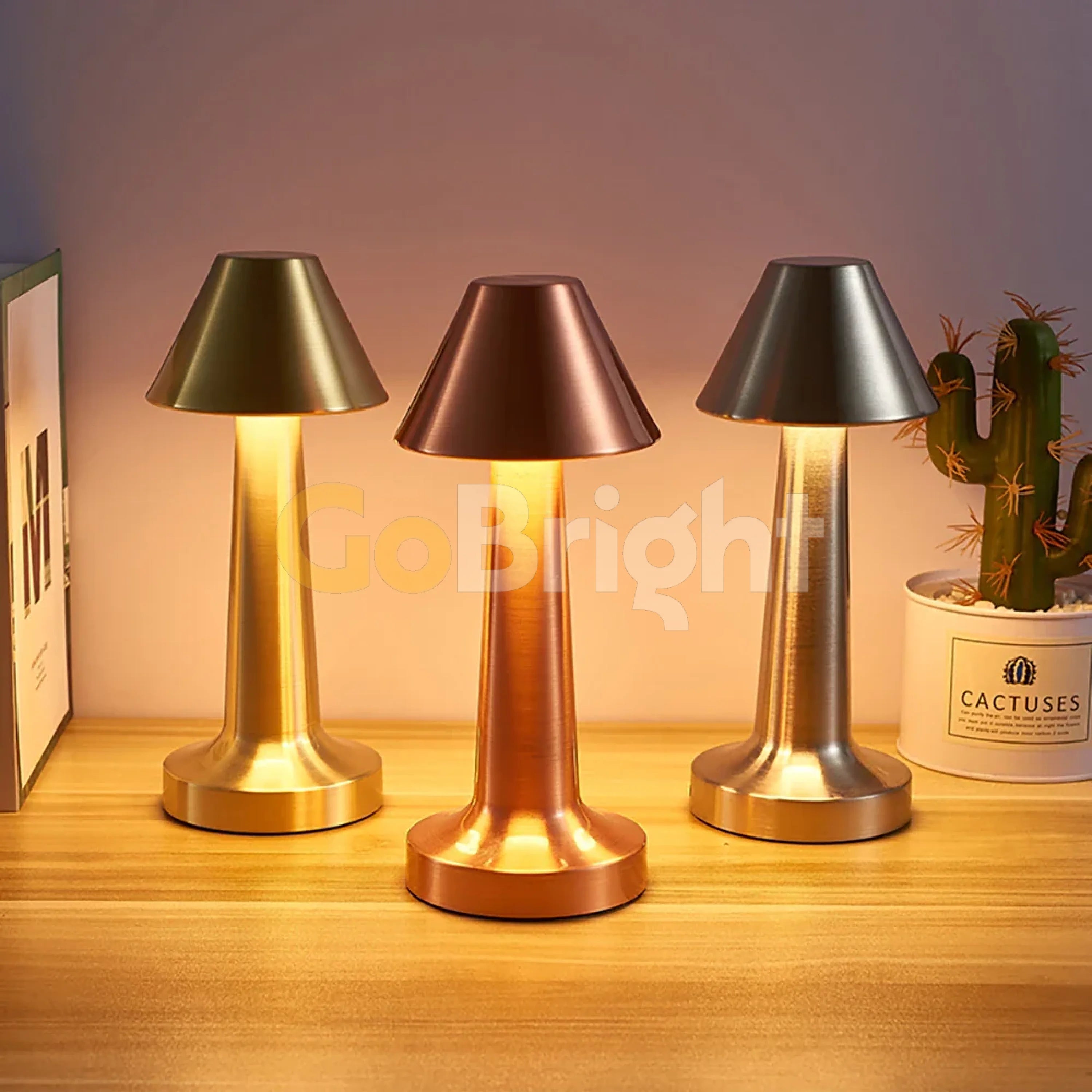 Veioza Touch LED Sinth 3 Tipuri de Lumini 24cm 10W Auriu